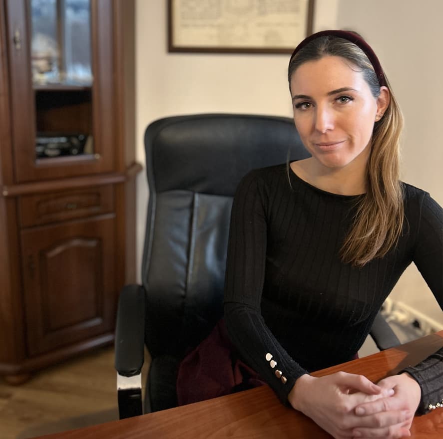 Dr. Pócz Réka portréja